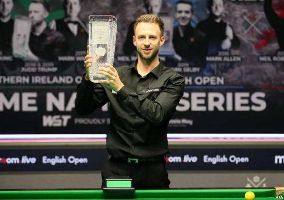 热情的观众 热情的观众