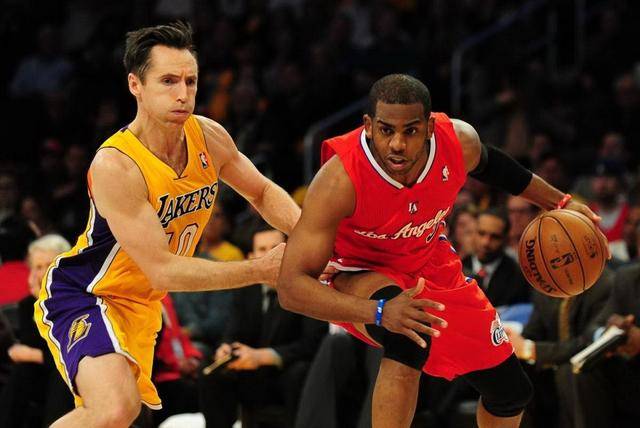 入超20亿 入超20亿